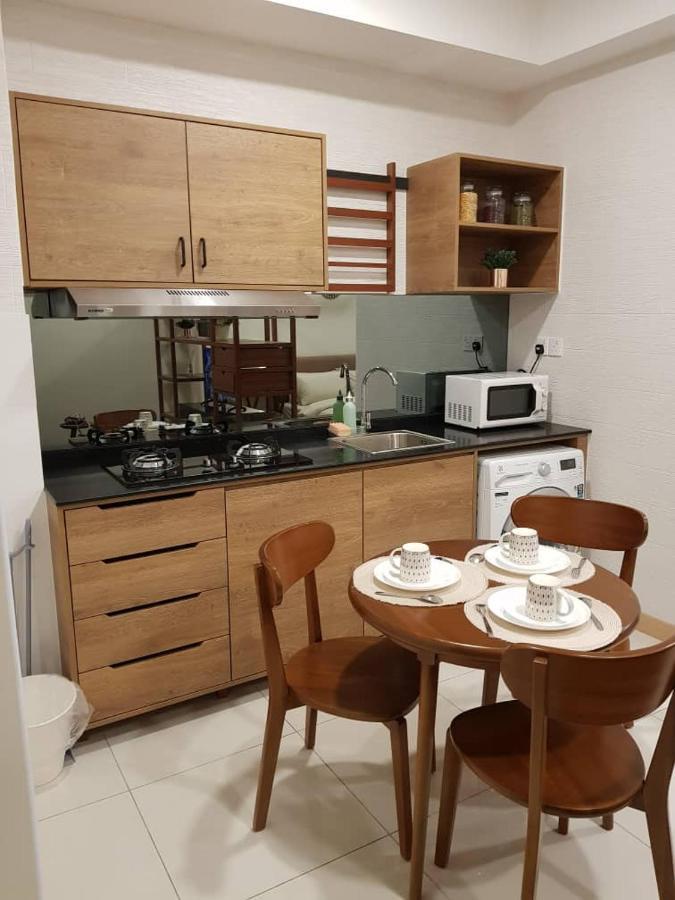 Timurbay Studio Apartment Facing Beautiful Beach Kuantan Exterior foto